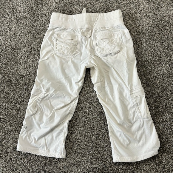 🌸Spring Sale 50% Off🌸 Lululemon Yoga Camp Crop - Picture 13 of 15